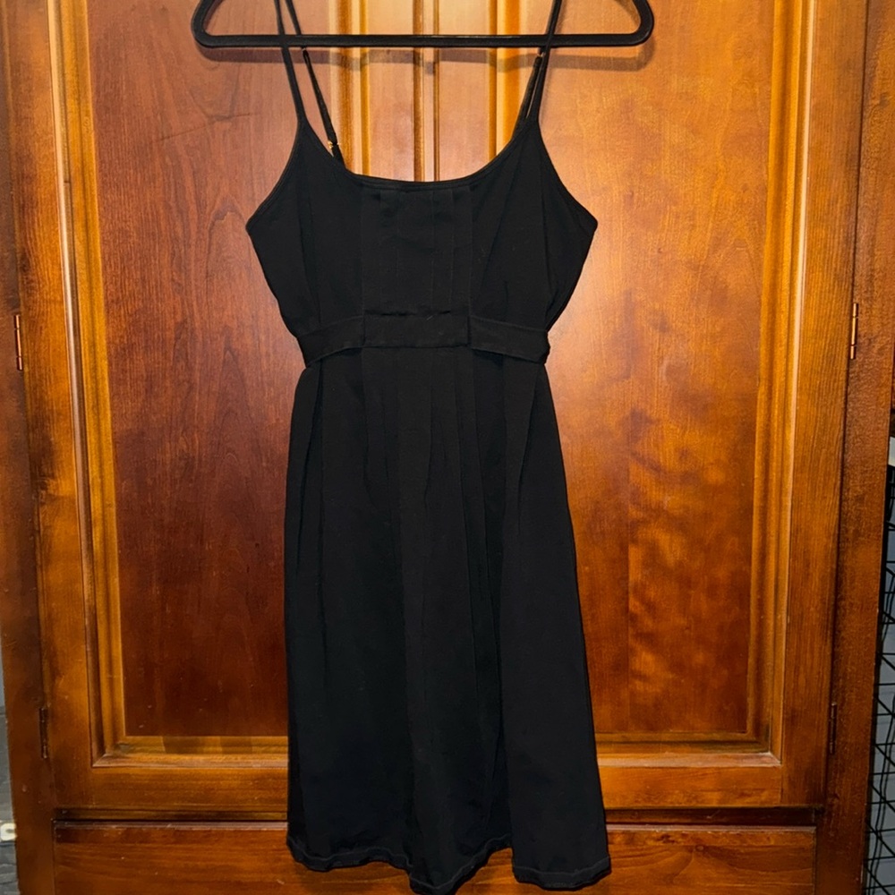 VICTORIA’S SECRET Bra Top Dress, tie back, shelf bra built in, size Large